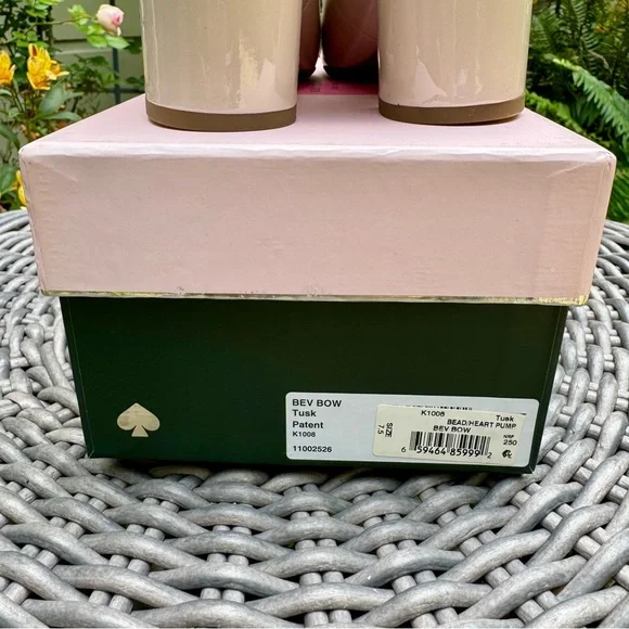 Kate Spade Beverly Bow Pump Patent Tusk Sz 7.5 - Picture 10 of 10
